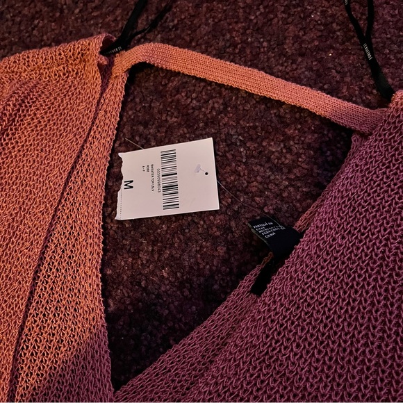 Forever 21 Pink Sweater - Picture 3 of 3